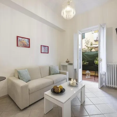 Redi Near Tram Center Airport No Ztl * Florence