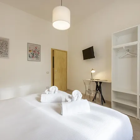 Redi Near Tram Center Airport No Ztl Διαμέρισμα *