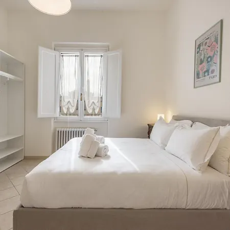 Redi Near Tram Center Airport No Ztl * Φλωρεντία
