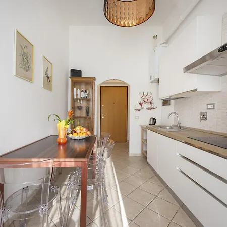 Redi Near Tram Center Airport No Ztl *