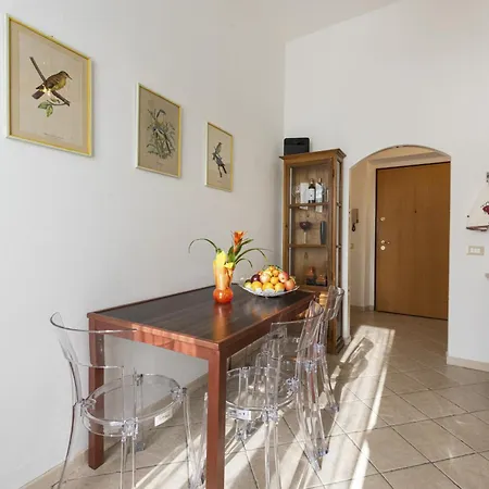Redi Near Tram Center Airport No Ztl Φλωρεντία