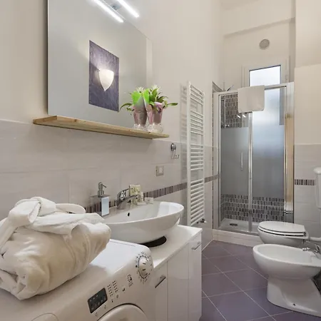 Διαμέρισμα Redi Near Tram Center Airport No Ztl