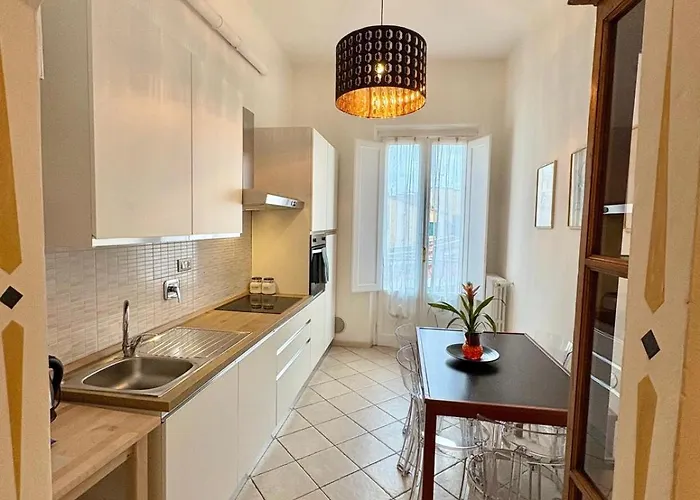 Redi Near Tram Center Airport No Ztl Appartement